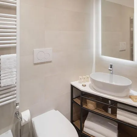 Hotel Vesuvio 3*