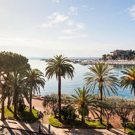 Vesuvio 3* Рапалло