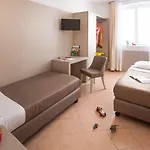Vesuvio Hotel 3*