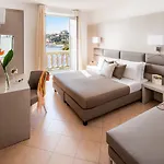 Vesuvio Hotel 3*