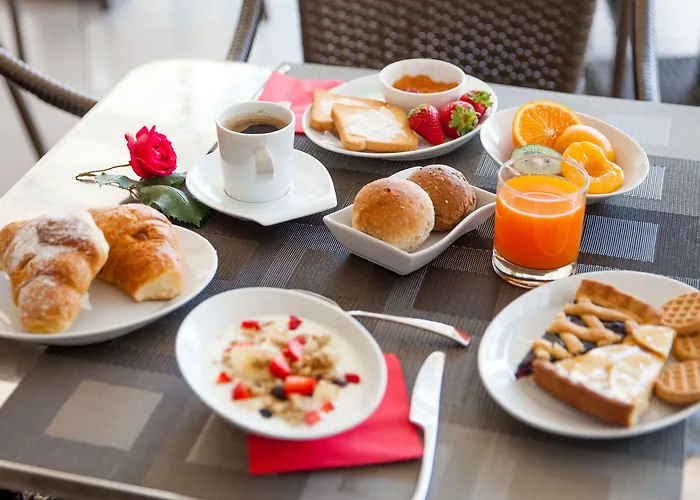 Готель Vesuvio