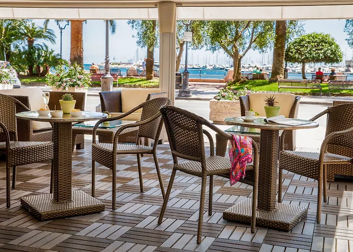 Vesuvio 3* Рапалло